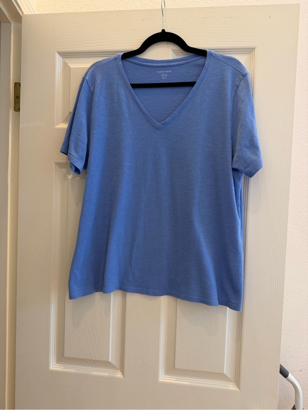 Eileen Fisher Light Blue V-Neck Short Sleeve Tee